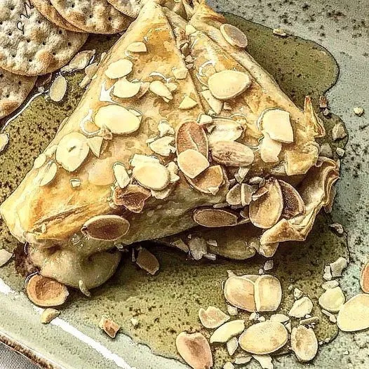 Baked Brie and Wine: The 2 Make the Perfect Pair
