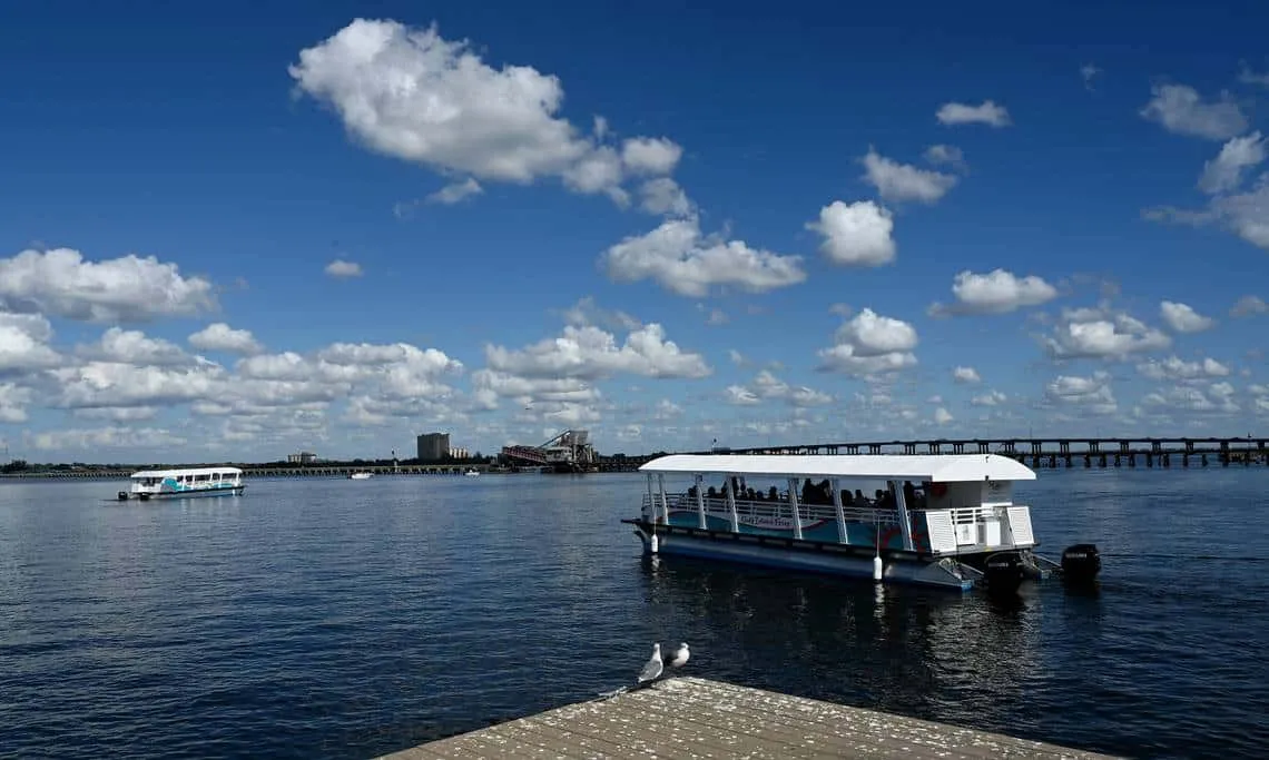 Ferry to Holmes Beach